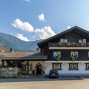 https://hotel-alpenhof-oberau.com-bavaria.com